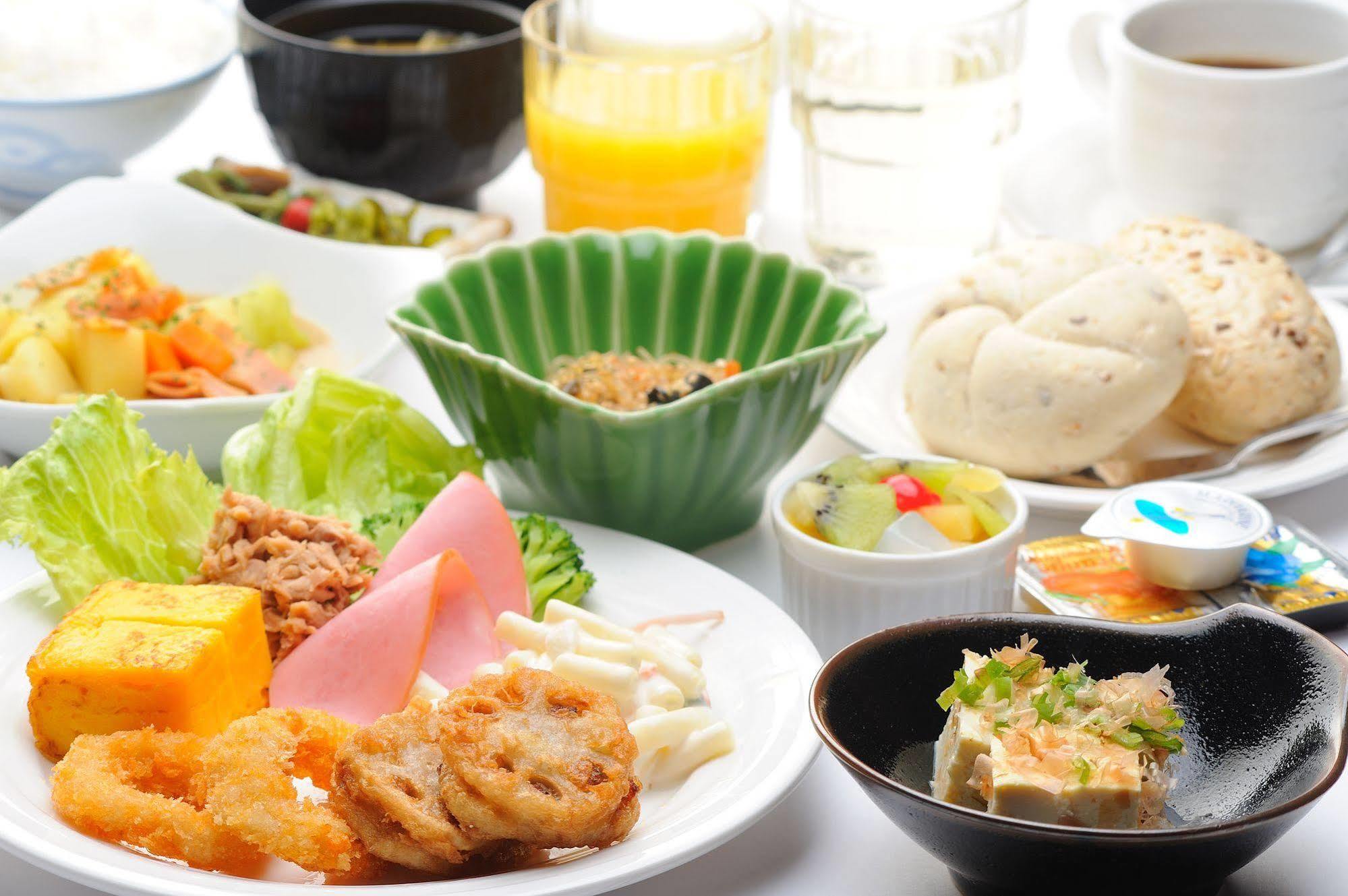 Hotel Route-Inn Tajimi Inter Екстер'єр фото